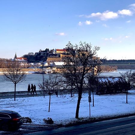 Apartman Danube Újvidék Kültér fotó