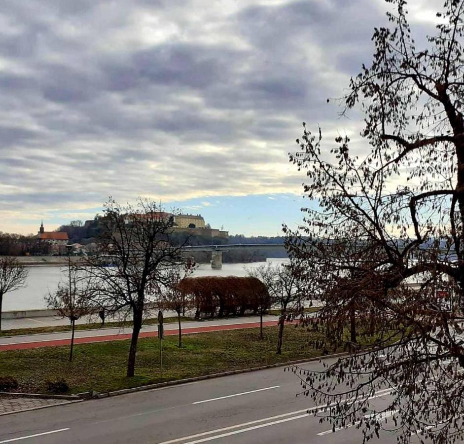 Apartman Danube Újvidék Kültér fotó